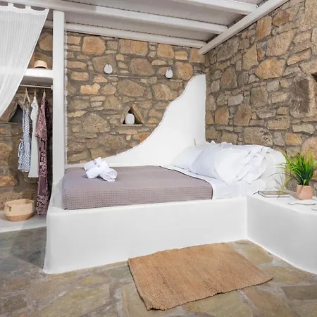 Coastal Elegance * Mykonos Town